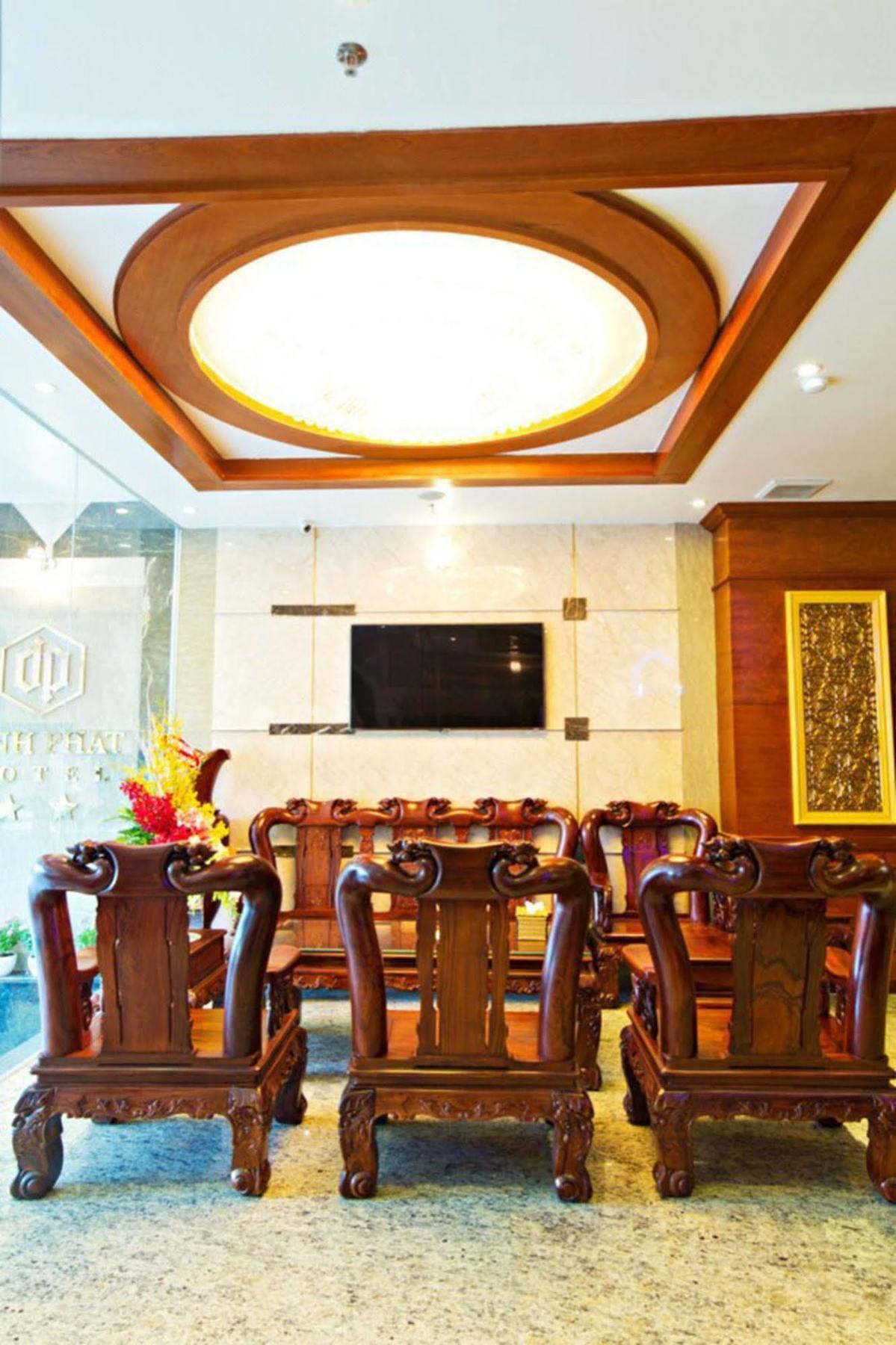 Dinh Phat Hotel Ho Chi Minh City Exterior photo